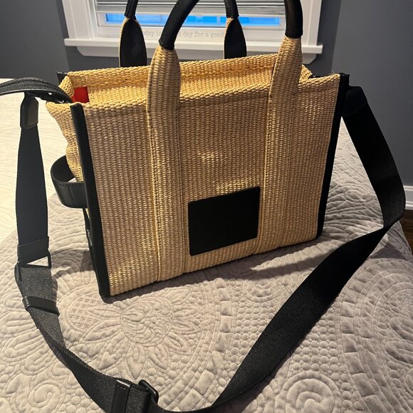 Marc Jacobs New Season Medium Tote Bag - Picture 4 of 5